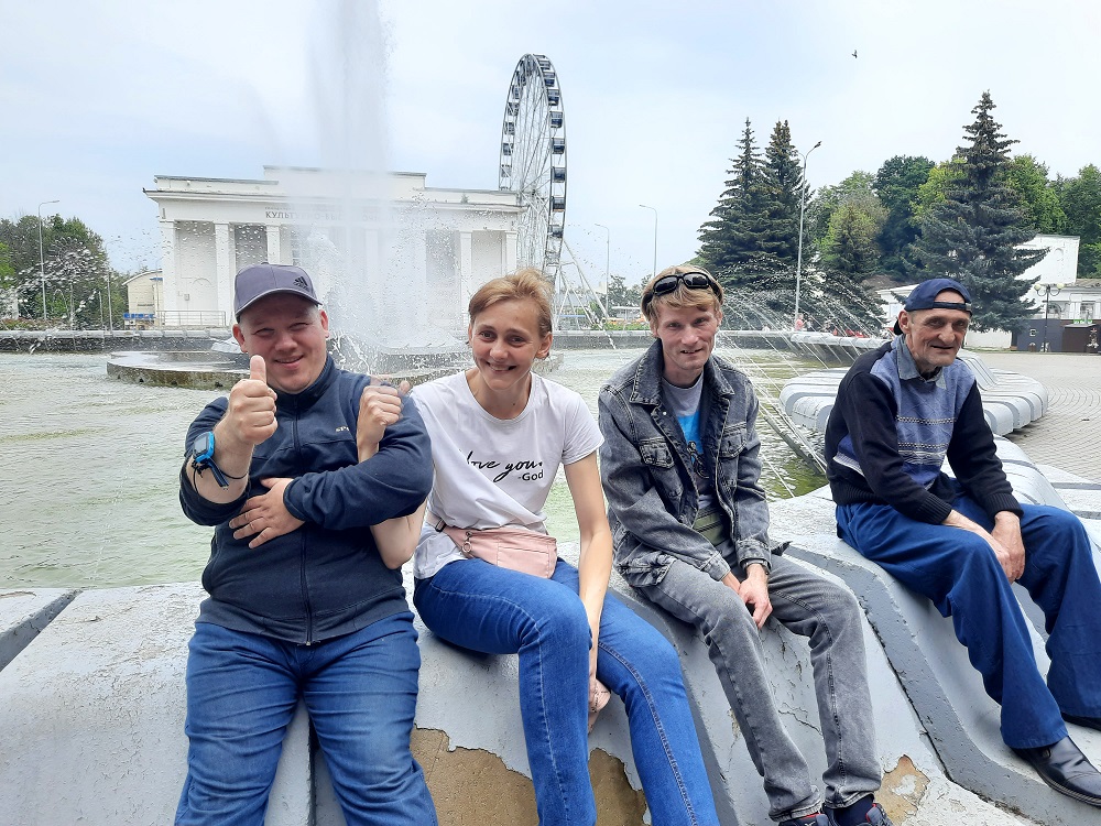 Прогулка в городском парке: море впечатлений и отличного настроения Прогулка в городском парке: море впечатлений и отличного настроения