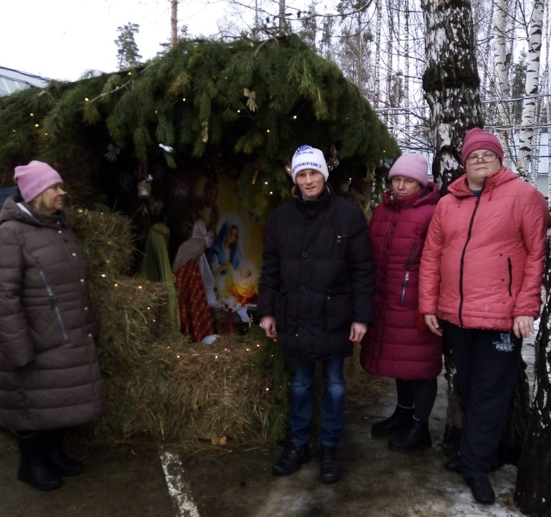 Паломническая поездка в Архиерейское подворье Храма Преображения Господня (село Спас-Купалище) Паломническая поездка в Архиерейское подворье Храма Преображения Господня (село Спас-Купалище)