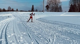 Новые победы на зимних стартах по лыжным гонкам и бегу на снегоступах