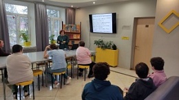 «Час истории»: в День перемирия поговорили о мире